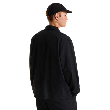 Black - Lifestyle - The North Face Mens Overshirt