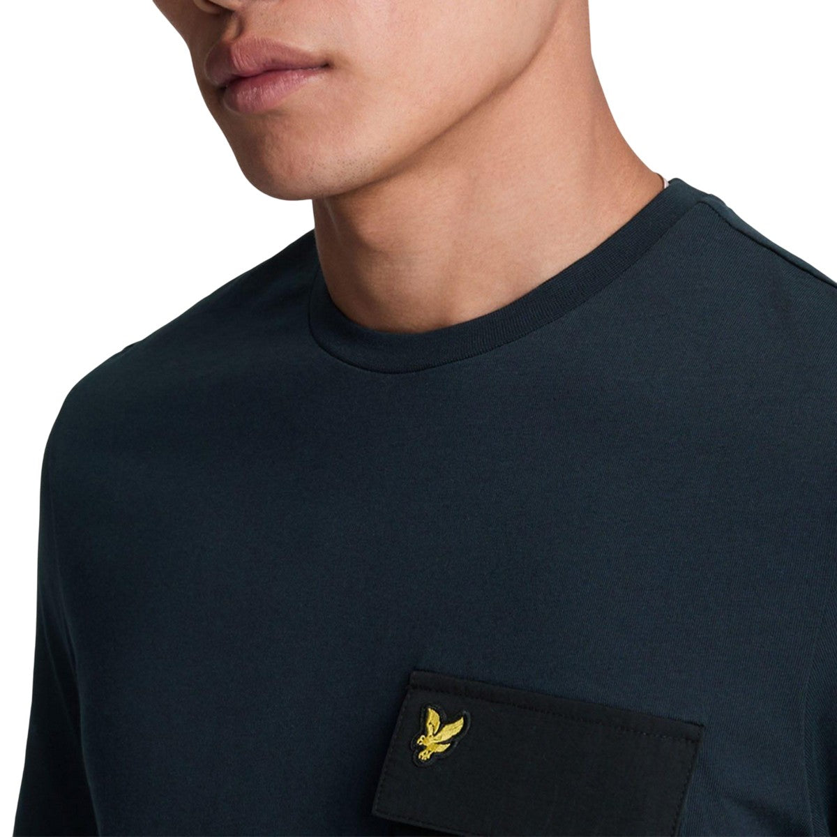 Navy - Side - Lyle & Scott Mens Woven Pocket T-Shirt