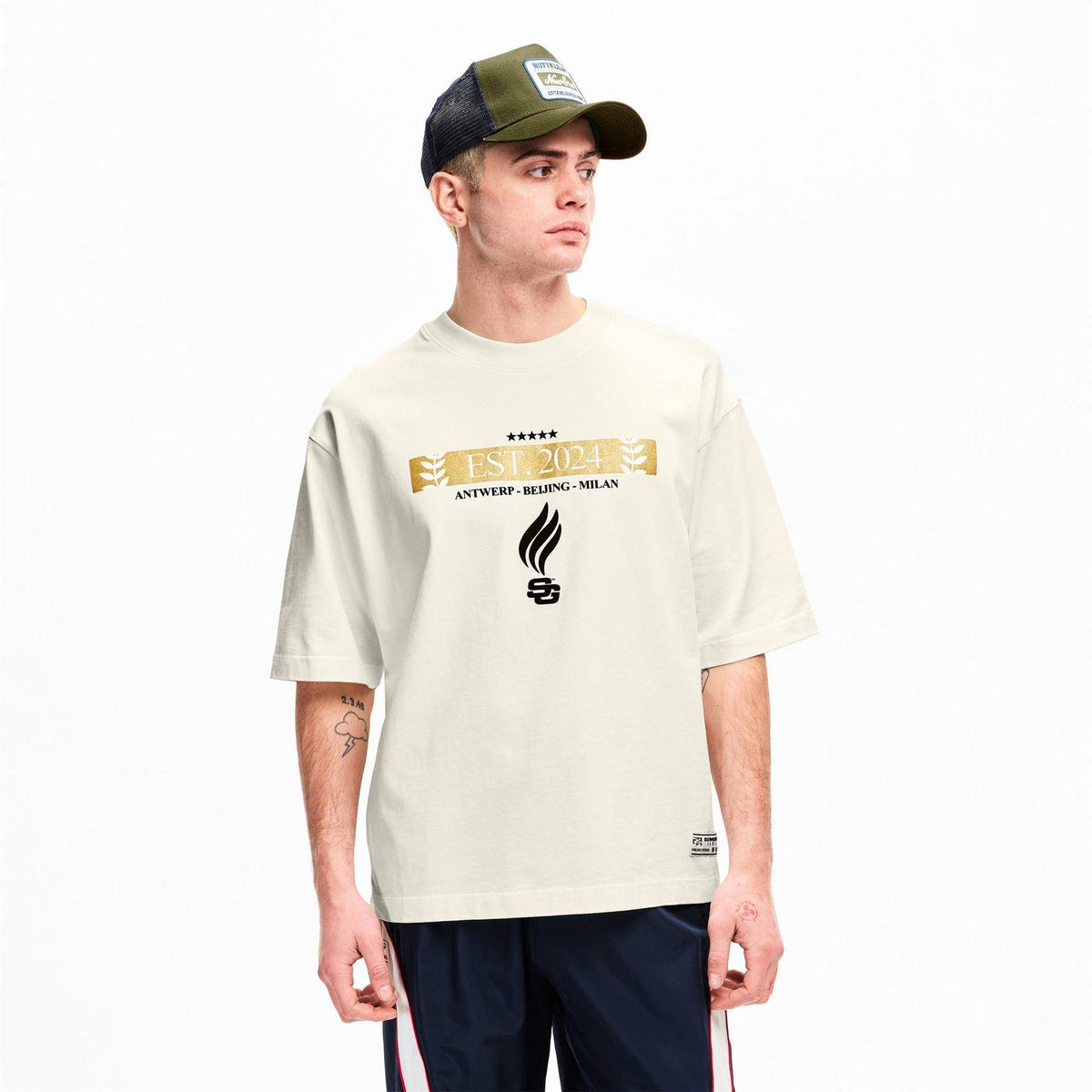 Cannoli Cream - Lifestyle - Summer Games Mens Laurel Logo Oversized T-Shirt