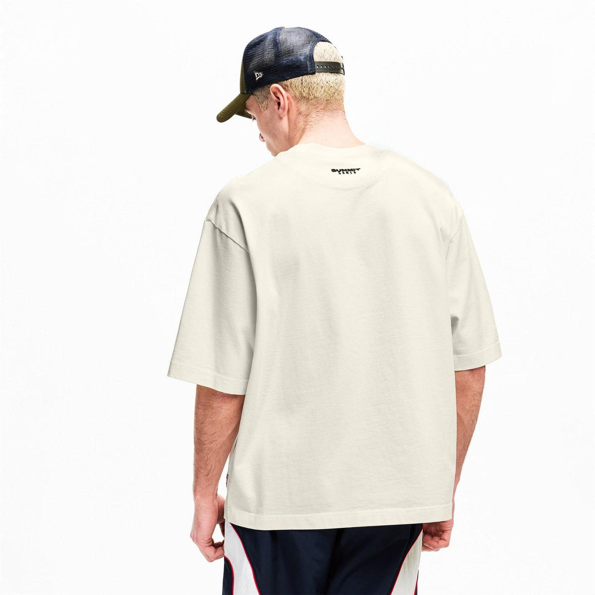 Cannoli Cream - Pack Shot - Summer Games Mens Laurel Logo Oversized T-Shirt