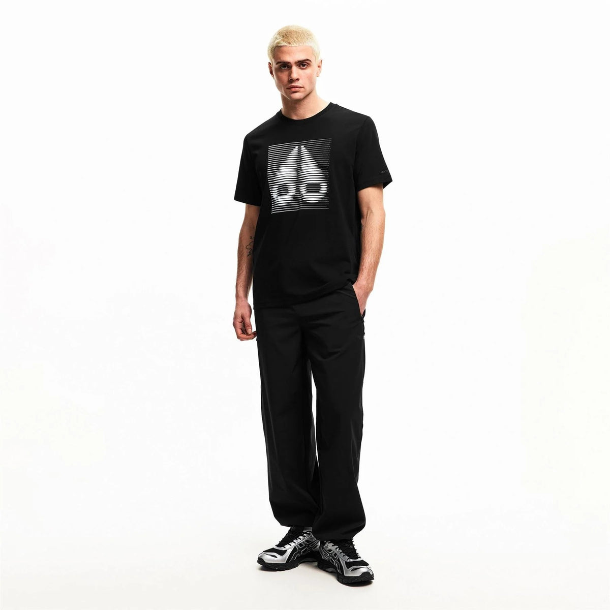 Black - Close up - Moose Knuckles Mens Graphic Print T-Shirt