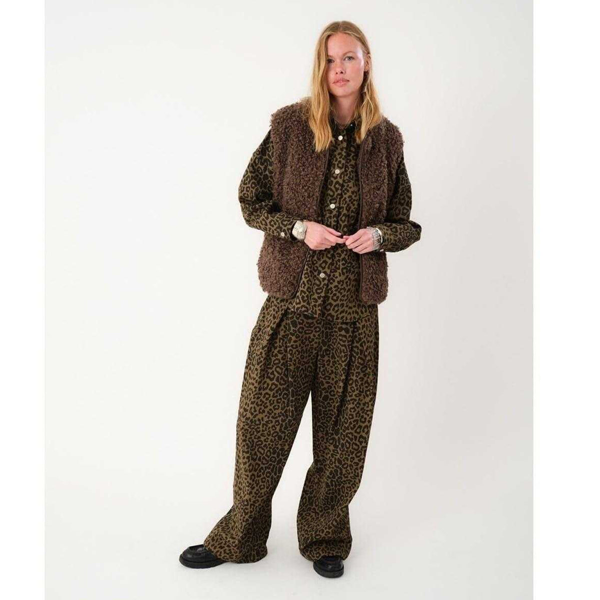 Dark Mocha - Side - Lollys Laundry Womens Ladies Teddy Fur Sleeveless Coat