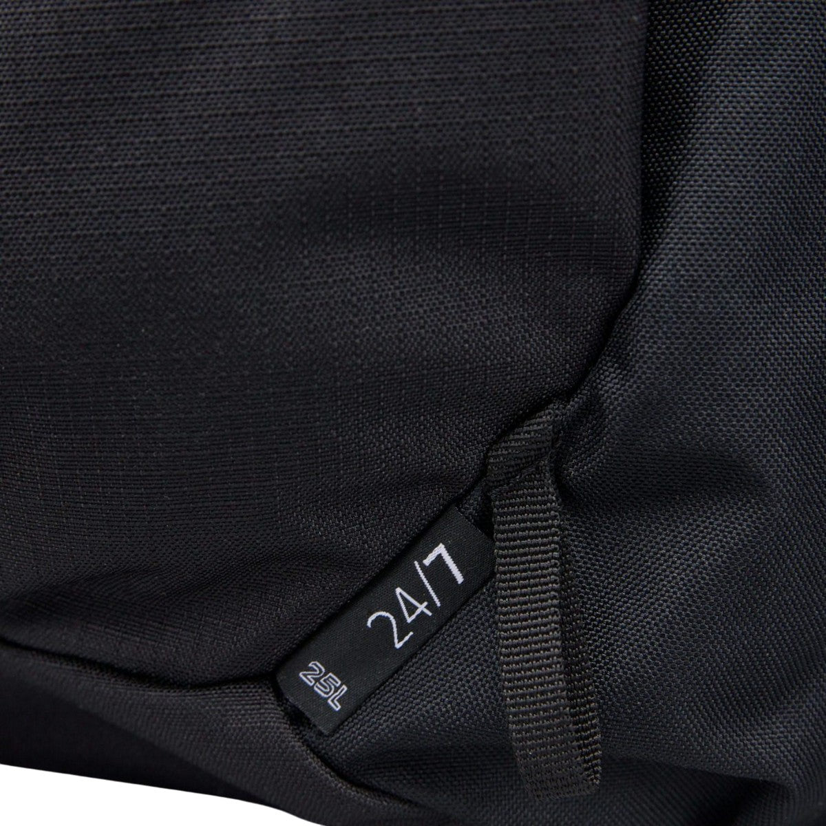 Black - Close up - Berghaus 24-7 25L Hiking Backpack