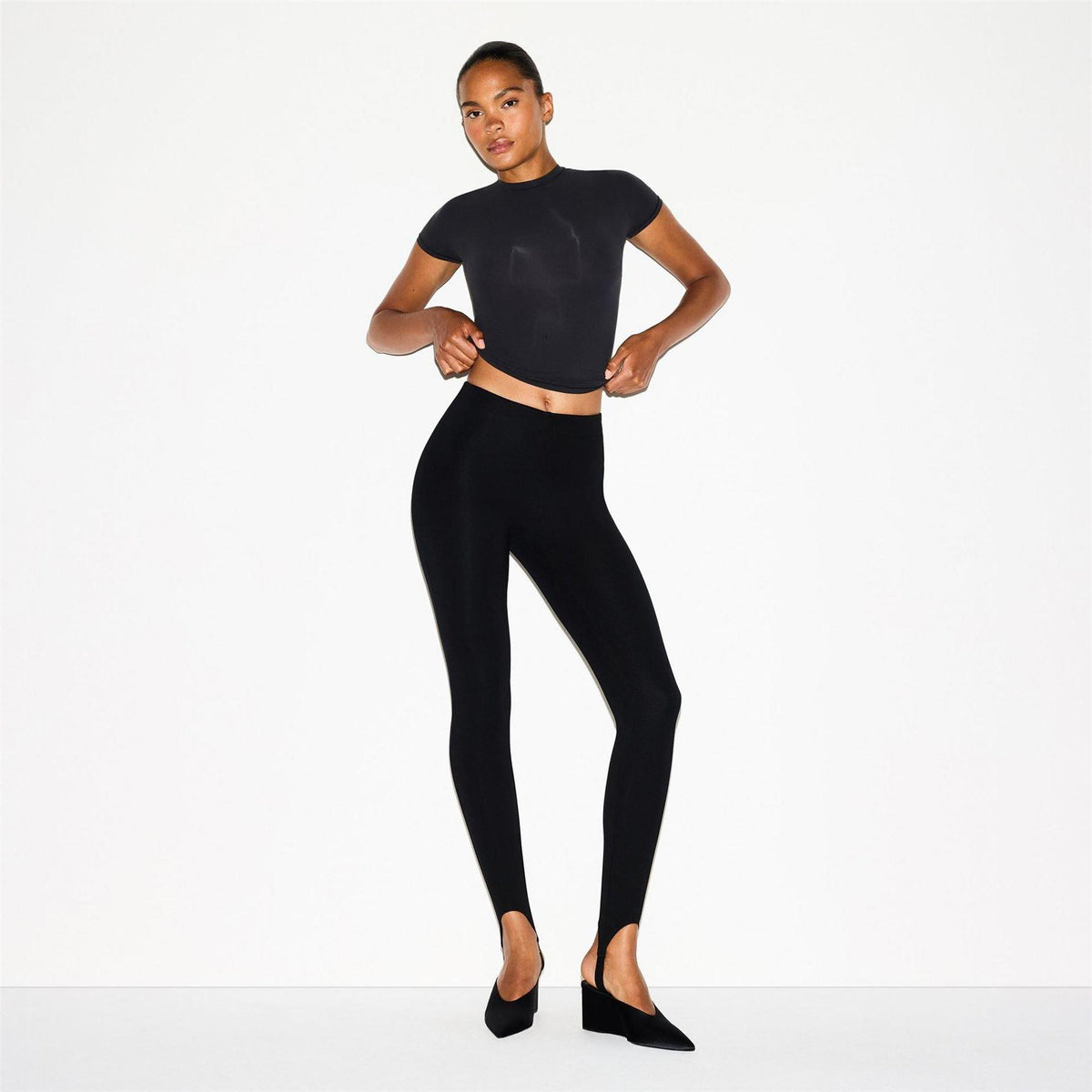 Obsidian Black - Lifestyle - Skims Womens The Essential Collection High Waist Stirrup Legging