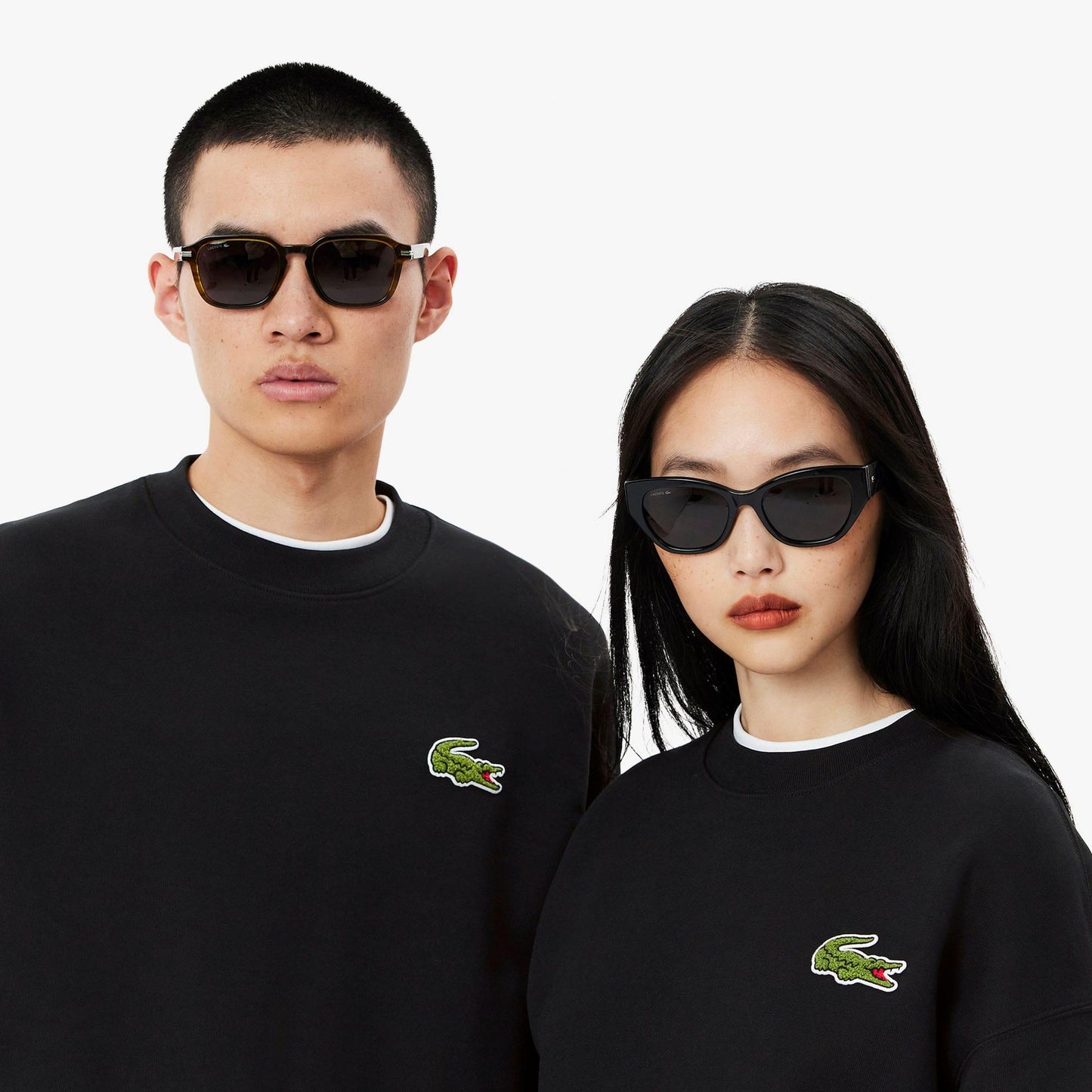Black - Pack Shot - Lacoste Unisex Adult Accent Badge Fleece Loose Fit Sweatshirt