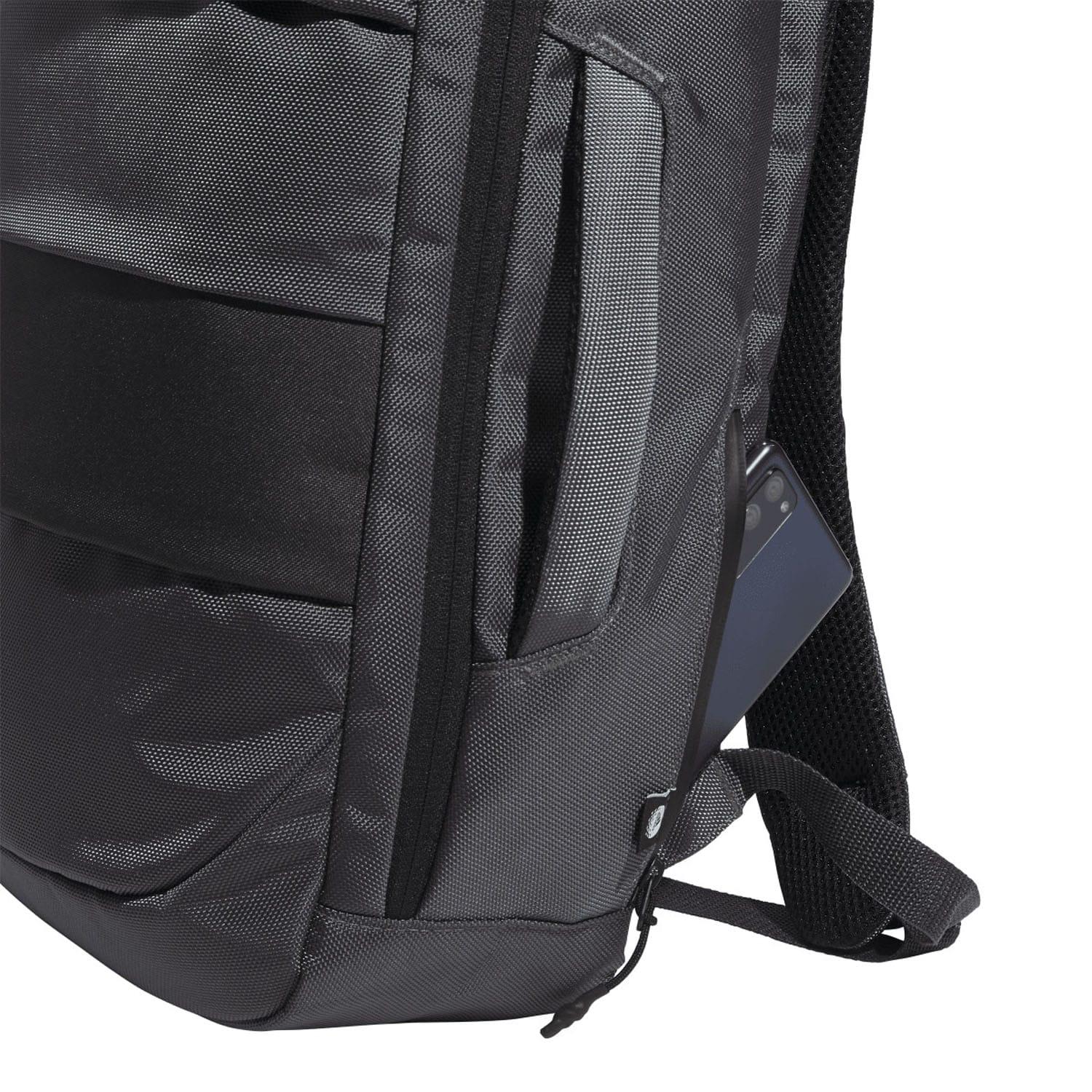Black - Close up - Adidas Hybrid Backpack