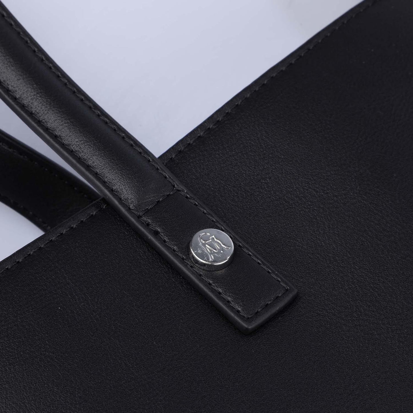 Black - Pack Shot - Steve Madden Bvella Tote Bag