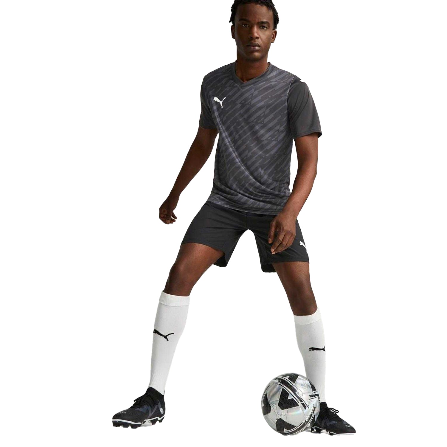 Black - Close up - Puma Mens TeamULTIMATE Jersey