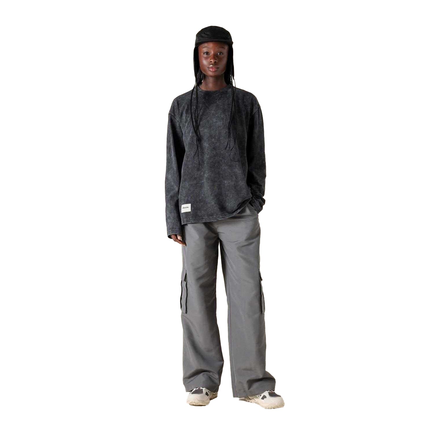 Black - Pack Shot - Mizuno Mens Sportstyle Long-Sleeved T-Shirt