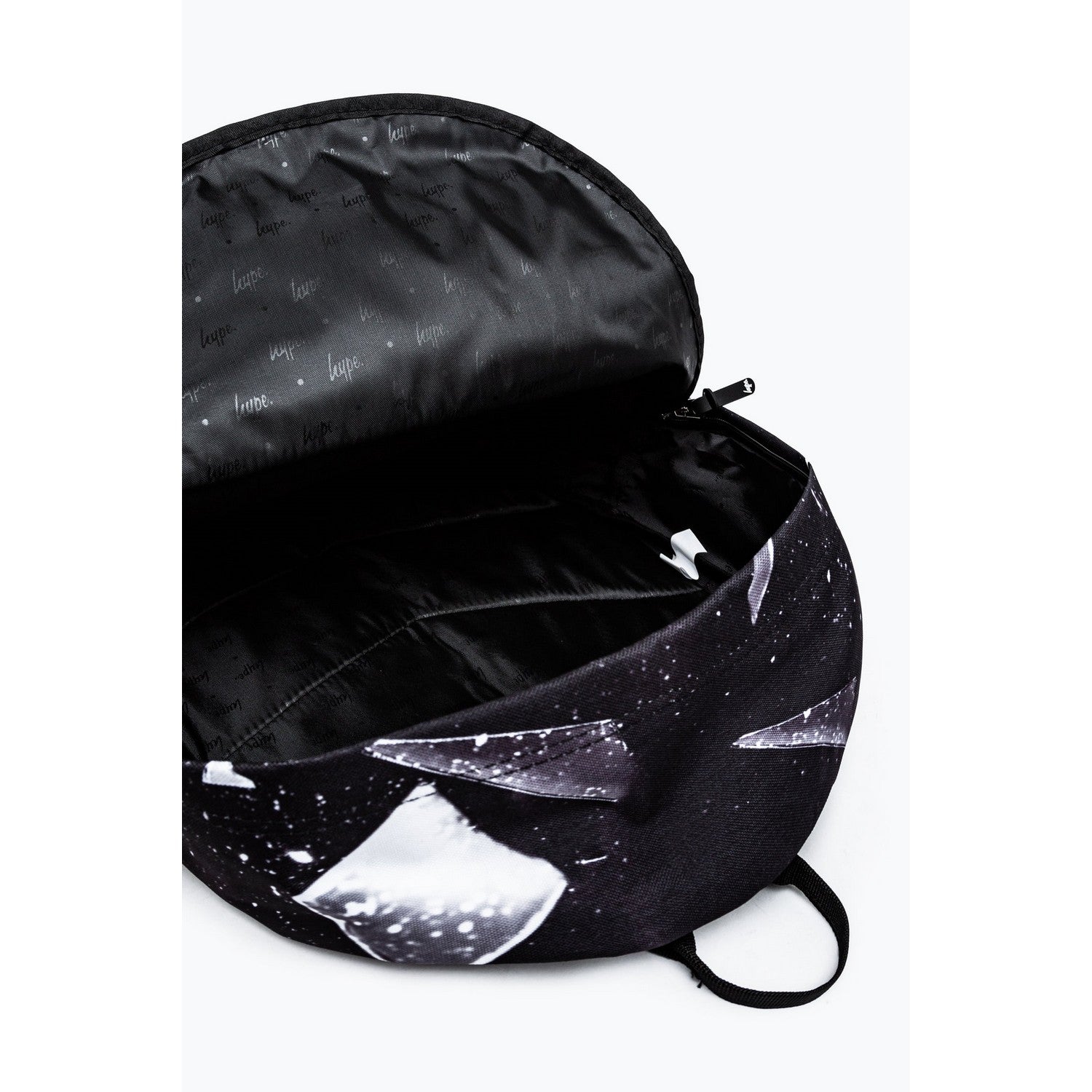Black-White - Lifestyle - Hype Explosion Crest Backpack