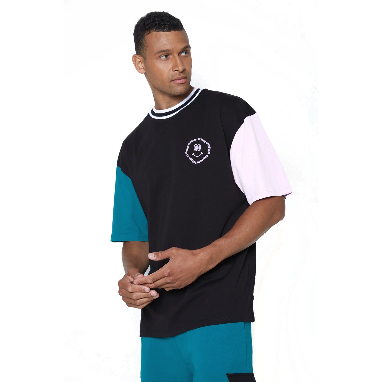 Black-White-Blue - Side - Hype Unisex Adult Happy Ringer Boxy T-Shirt