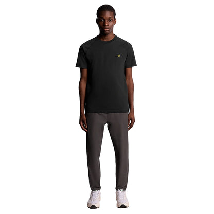 Jet Black - Pack Shot - Lyle & Scott Unisex Adult Core T-Shirt