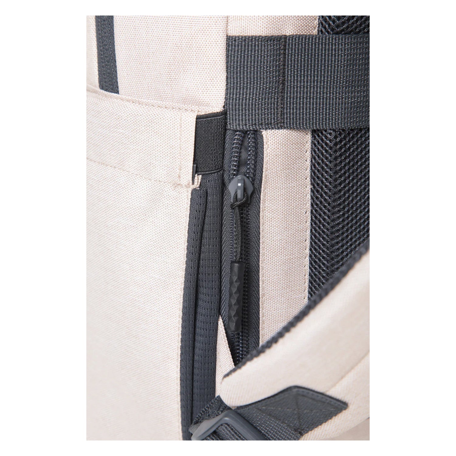 Beige - Lifestyle - Animal Travel 22L Laptop Bag