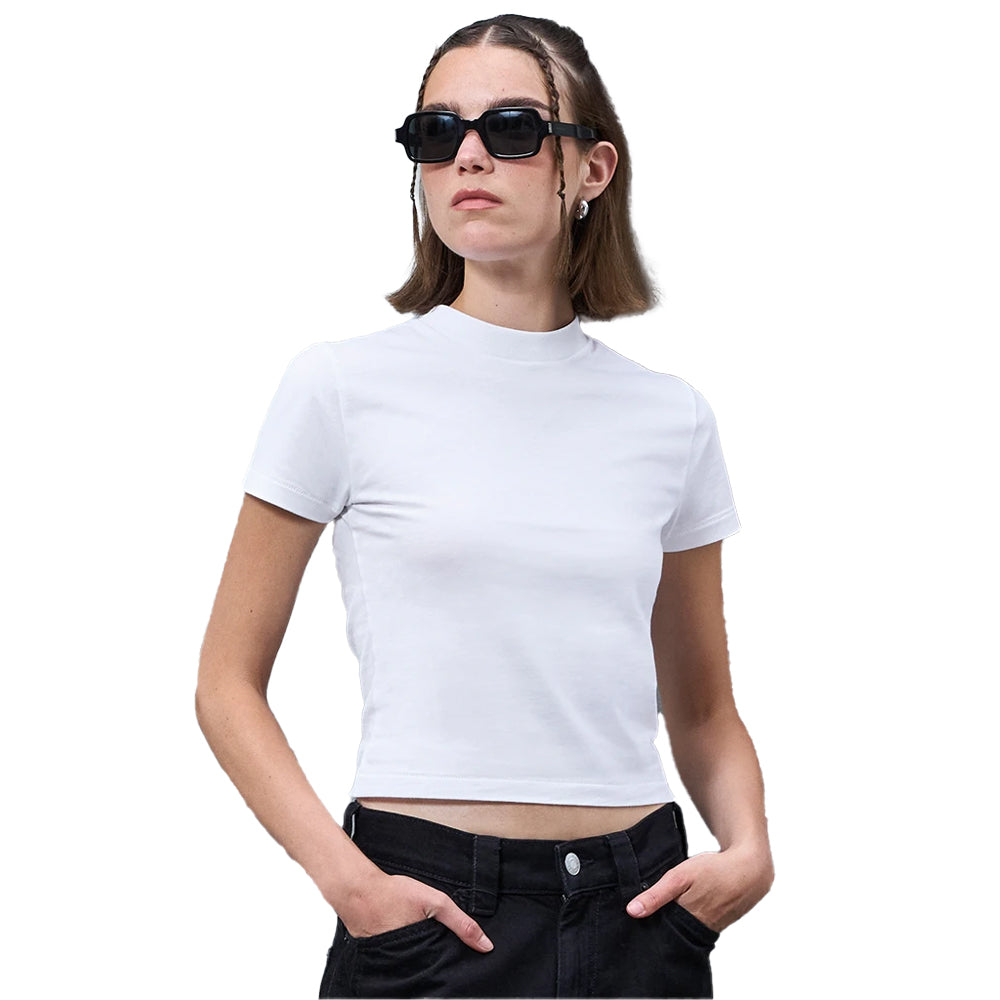 White - Lifestyle - SOLS Womens-Ladies Lilia Low Cropped T-Shirt