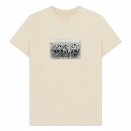 Oat - Front - Friends Unisex Adult Lunch Atop A Skyscraper T-Shirt