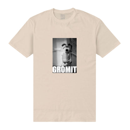 Sand - Front - Wallace and Gromit Unisex Adult Photograph T-Shirt