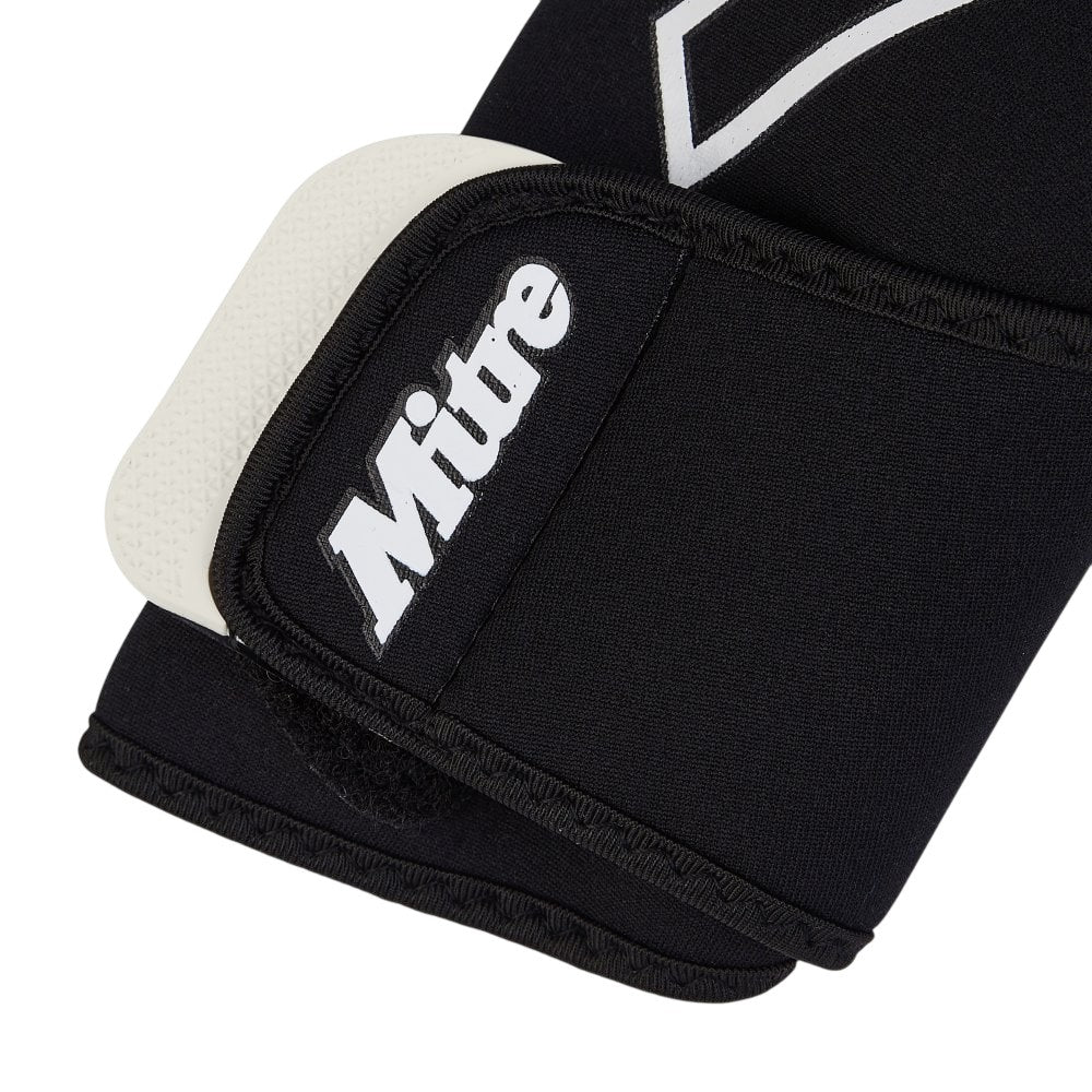 Black-Grey - Side - Mitre Childrens-Kids Impel Goalkeeper Gloves