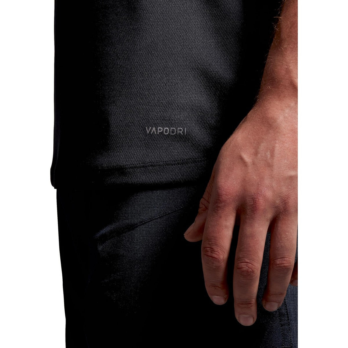 Black-Gunmetal Grey - Pack Shot - Canterbury Mens Super Light Tank Top