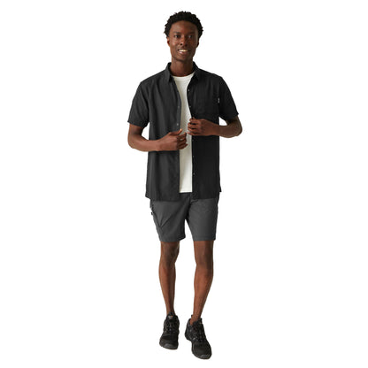 Ash-Black - Close up - Regatta Mens Mindano VIII Patterned Short-Sleeved Shirt