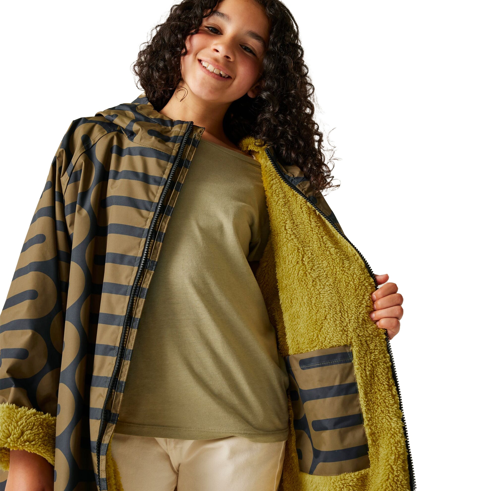 Olive - Lifestyle - Regatta Childrens-Kids Orla Kiely Spotted Changing Robe