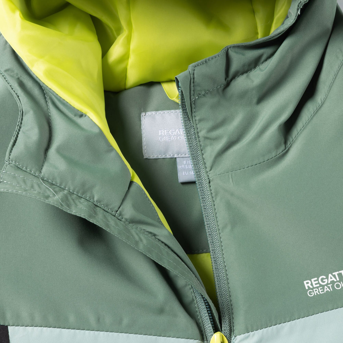 Dark Forest-Glacier-Wild Lime - Lifestyle - Regatta Childrens-Kids Beamz Insulated Waterproof Jacket