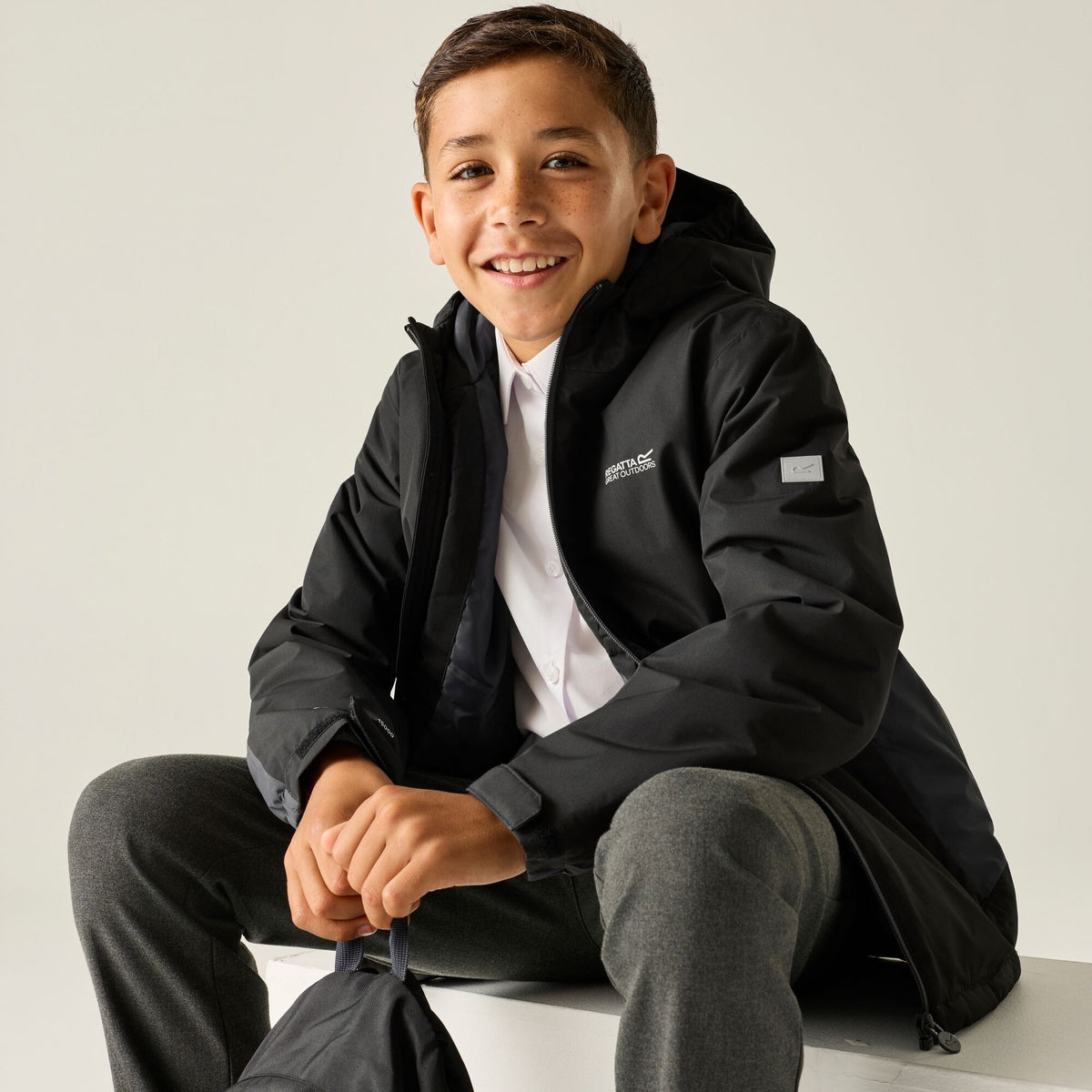 Black - Pack Shot - Regatta Childrens-Kids Hurdle Insulated Waterproof Jacket