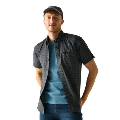 Dark Storm - Lifestyle - Regatta Mens Mindano Triangle Short-Sleeved Shirt