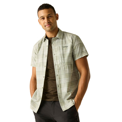 Light Sage - Lifestyle - Regatta Mens Checked Insect Repellent Short-Sleeved Travel Shirt