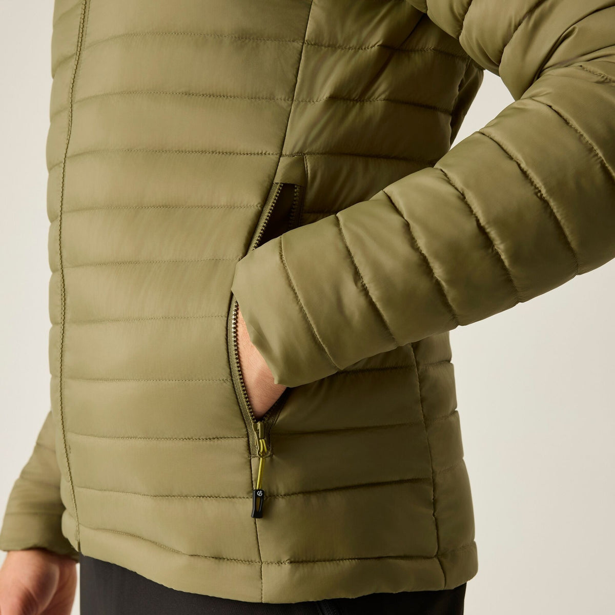 Martini Olive - Close up - Dare 2B Mens Air Lite Baffled Padded Jacket