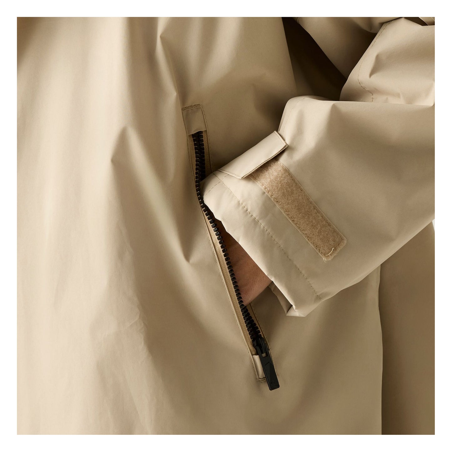 White Pepper - Pack Shot - Regatta Unisex Adult Abstract Floral Waterproof Changing Robe
