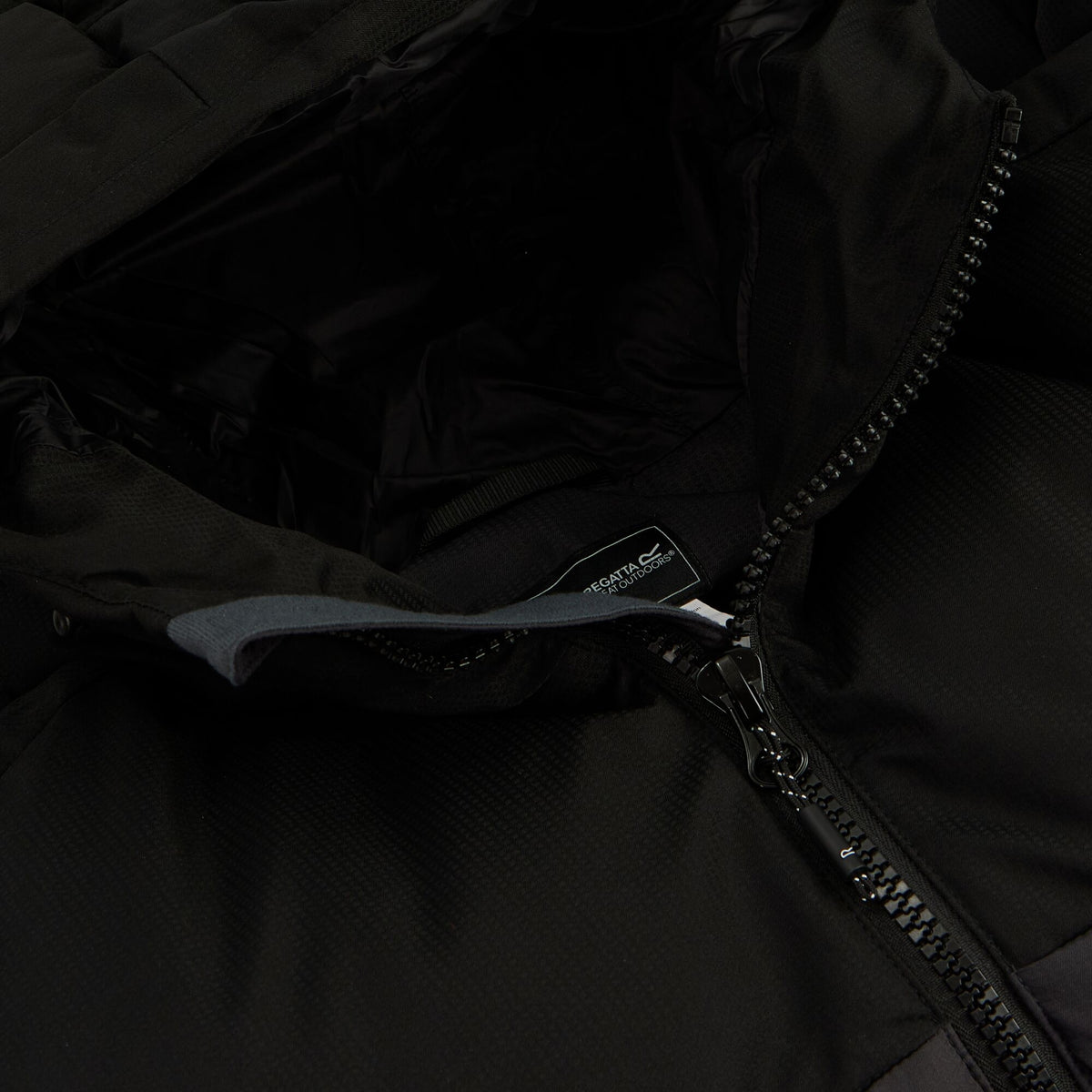 Black - Pack Shot - Regatta Mens Aldthorn Padded Jacket