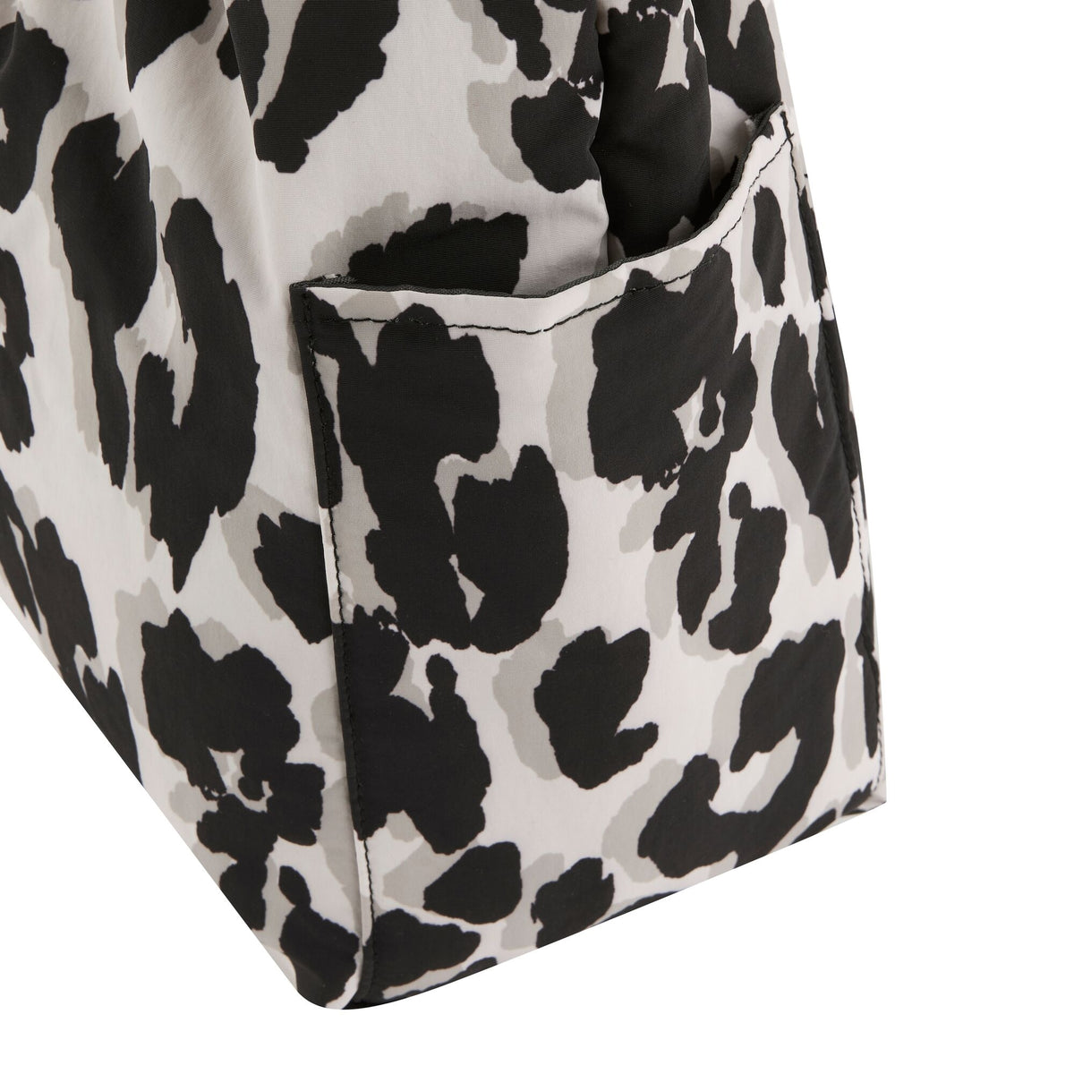Brown-Black - Lifestyle - Regatta Leopard Print Shoulder Bag