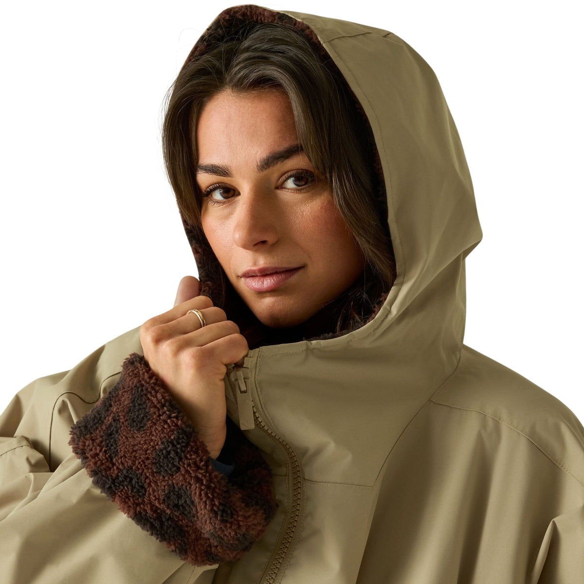 Barleycorn-Dark - Lifestyle - Regatta Unisex Adult Leopard Waterproof Changing Robe