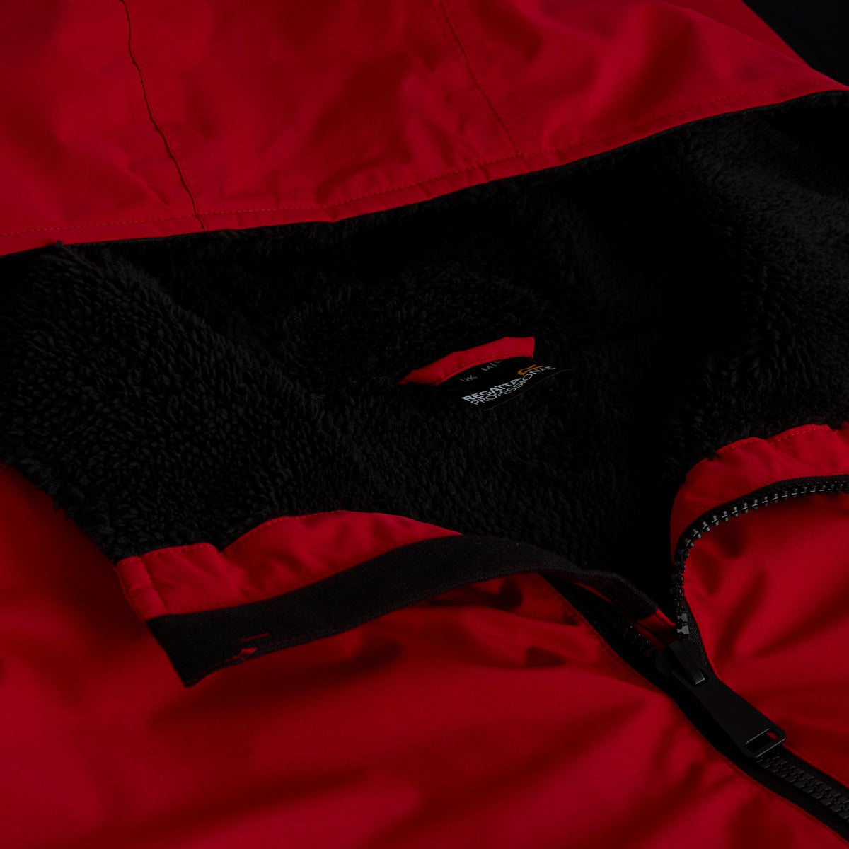 Classic Red-Black - Lifestyle - Regatta Professional Childrens-Kids Pro Changing Robe