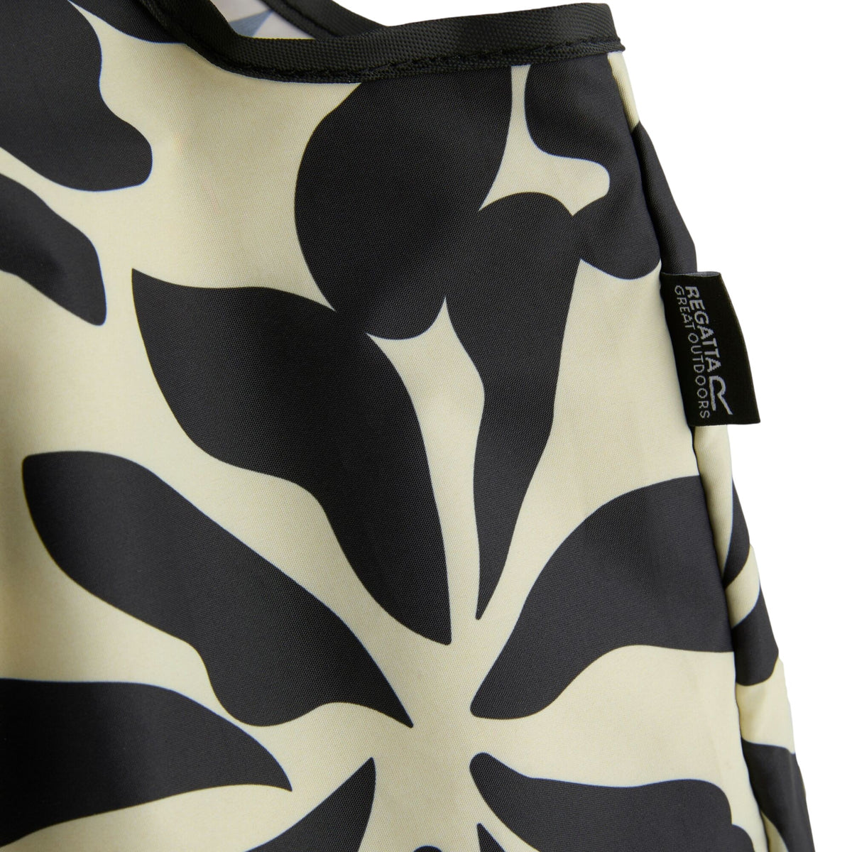 Black-Light Vanilla - Lifestyle - Regatta Abstract Floral Tote Bag