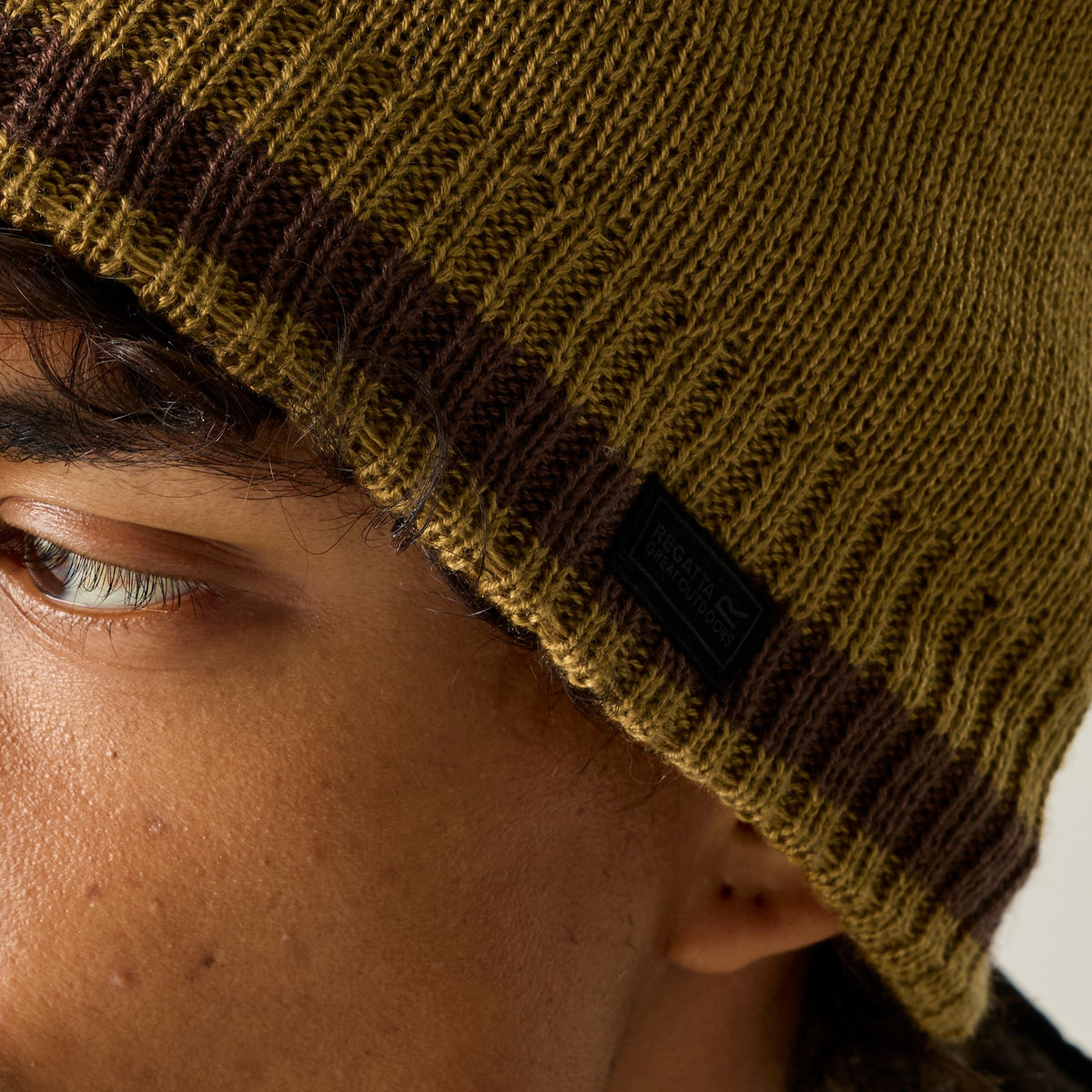 Wood Brown-Coffee Grounds - Pack Shot - Regatta Mens Balton IV Beanie