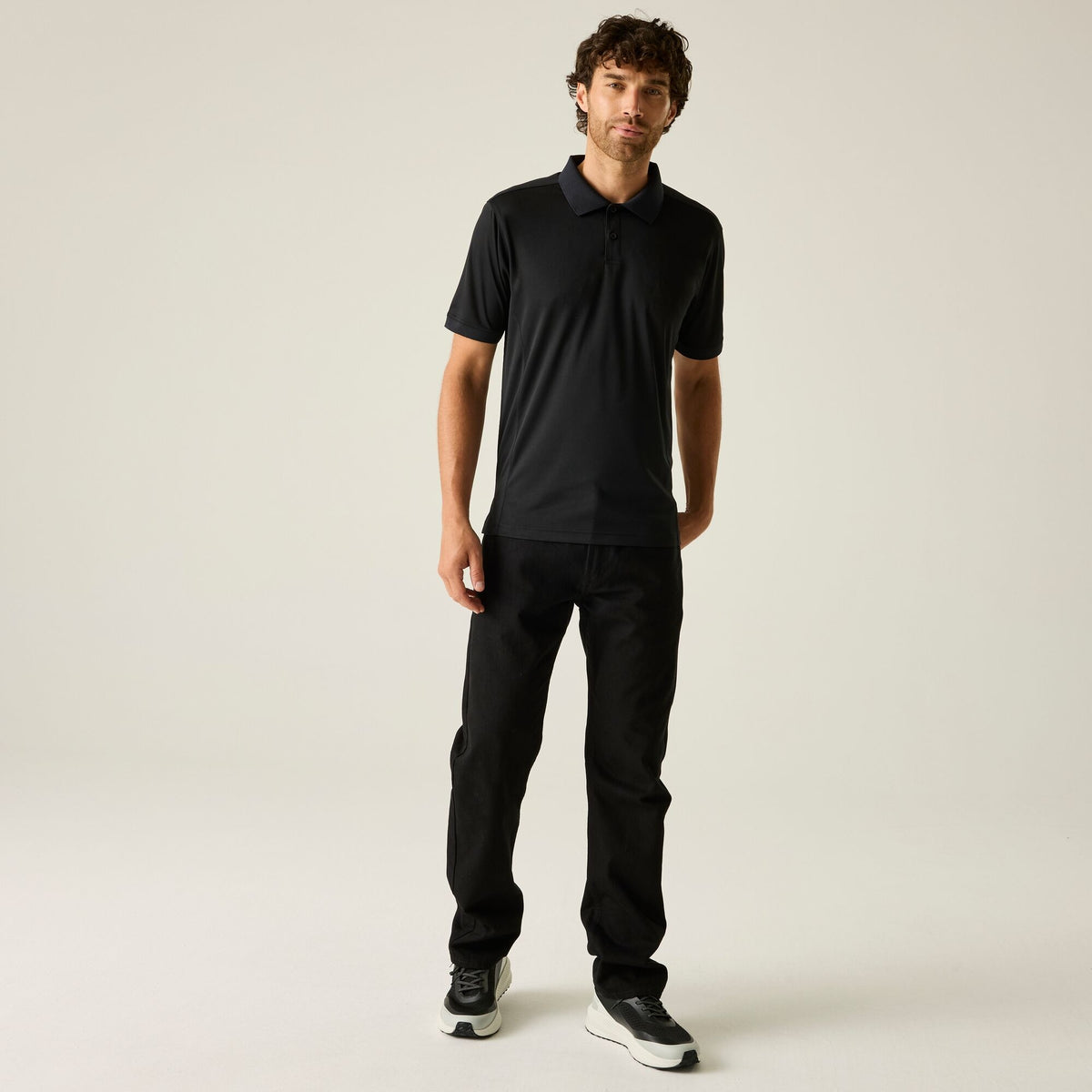 Black - Pack Shot - Regatta Professional Unisex Adult Pique Polo Shirt