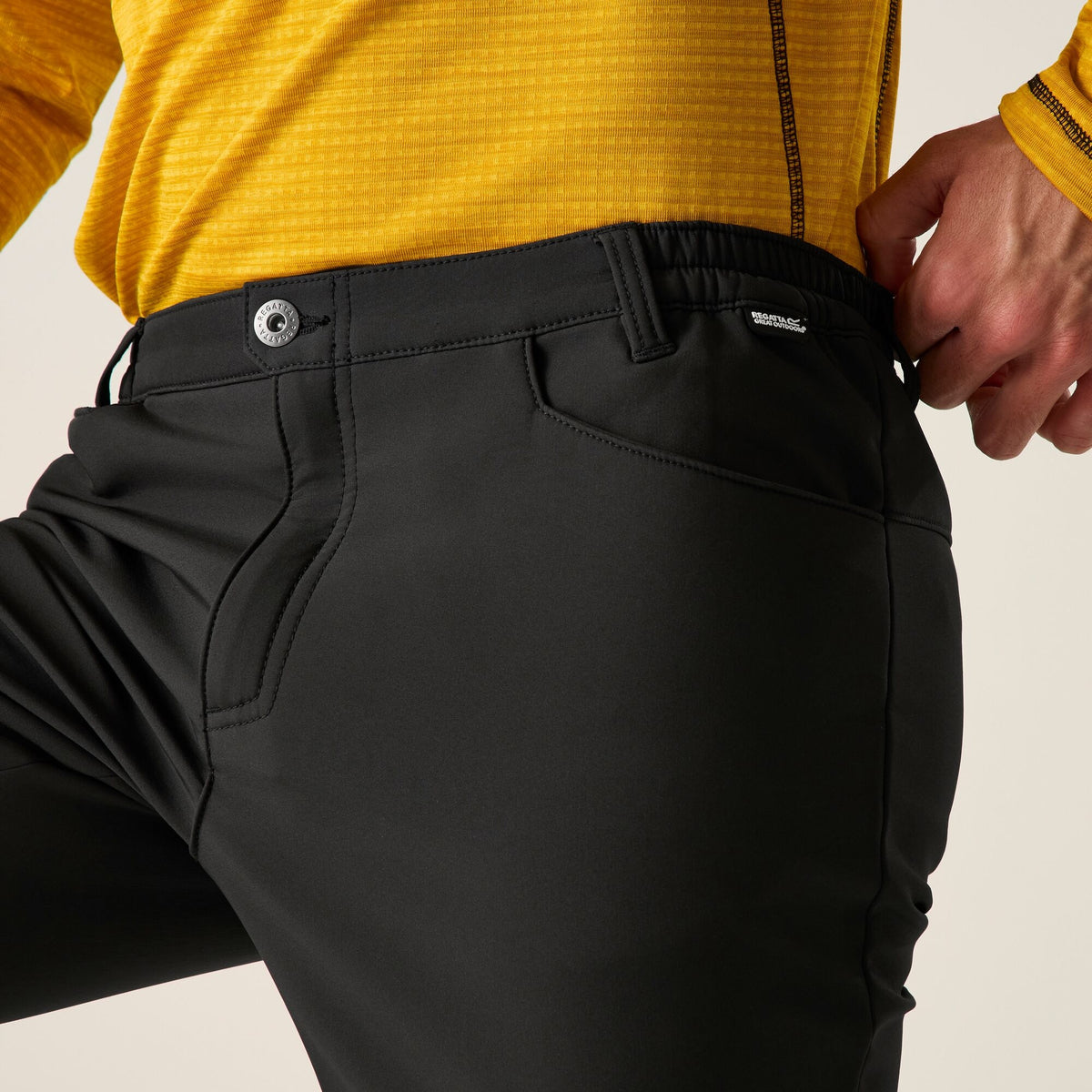 Black - Close up - Regatta Mens Fenton Softshell Trousers