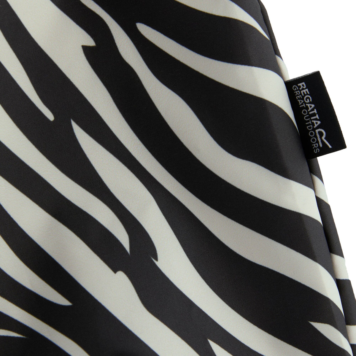 Black-Light Vanilla - Pack Shot - Regatta Zebra Print Packaway Shopper Bag