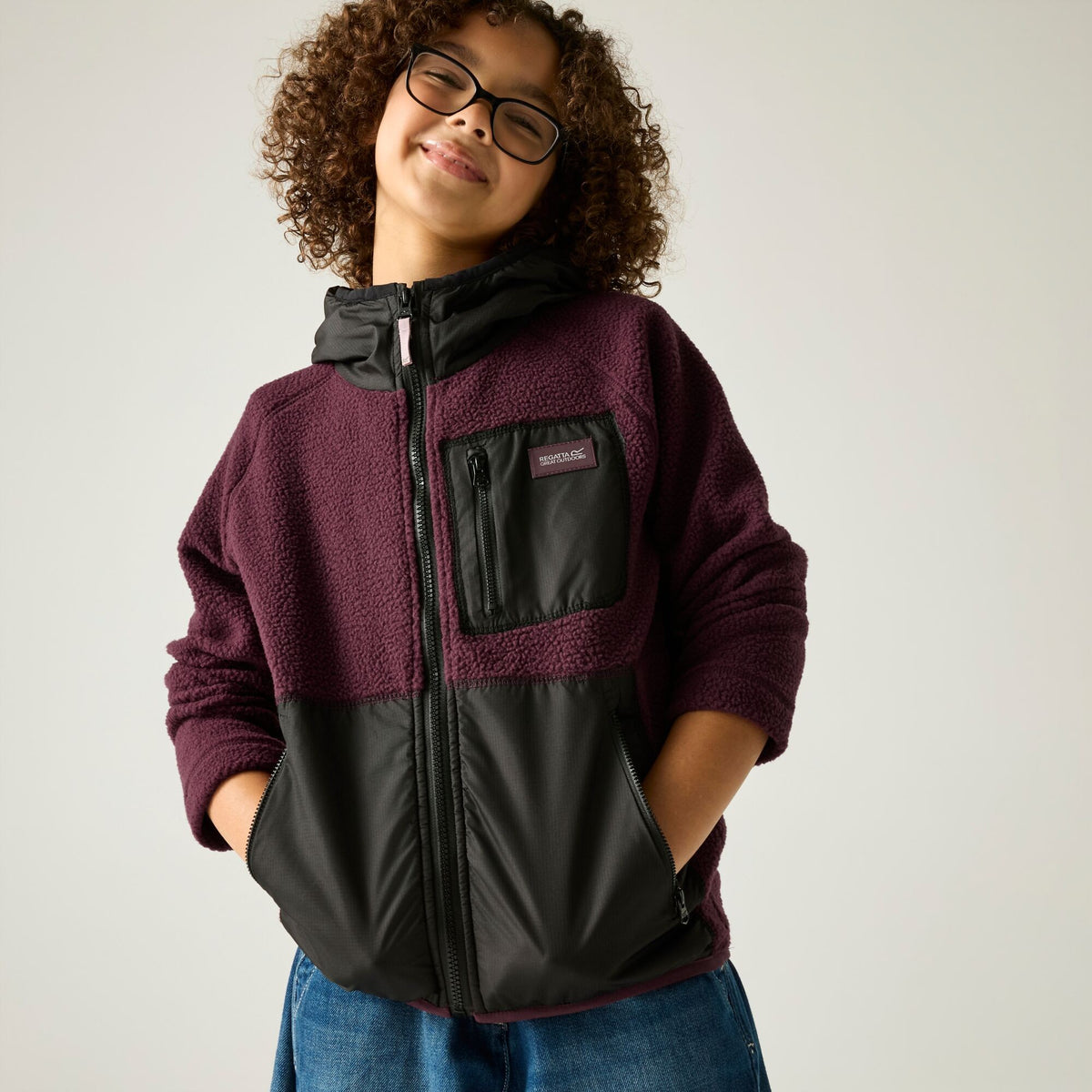 Fig-Black - Close up - Regatta Childrens-Kids Munro Hybrid Jacket