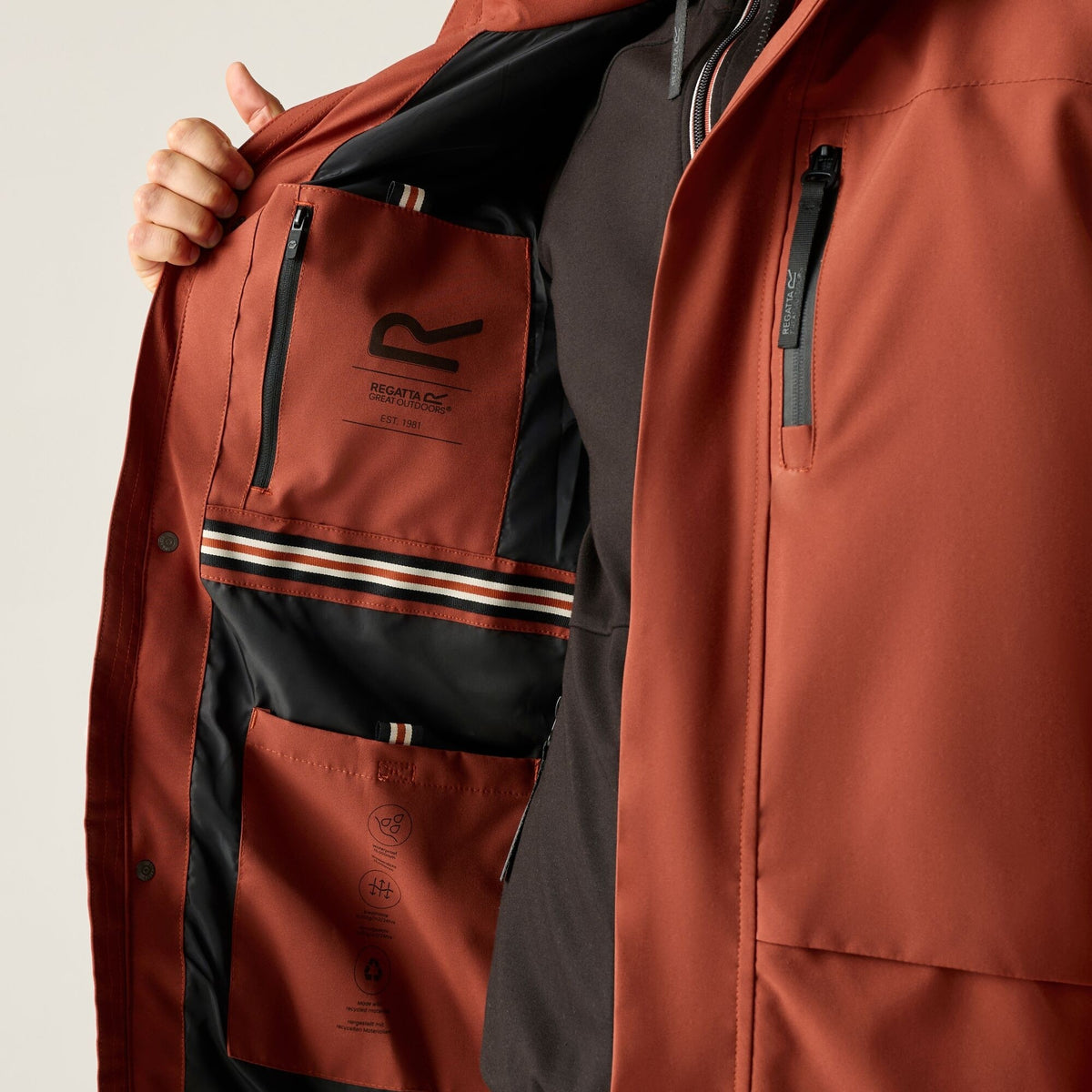 Burnt Henna - Close up - Regatta Mens Baylon Waterproof Insulated Jacket