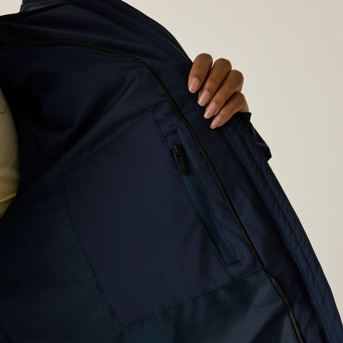 Navy - Close up - Regatta Womens-Ladies Faye Padded Jacket