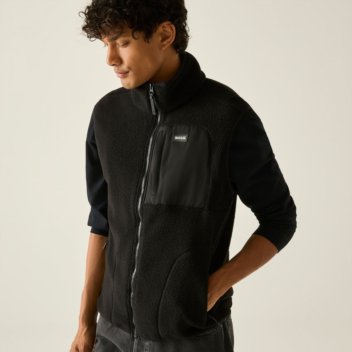 Black - Close up - Regatta Mens Frankie Borg Body Warmer