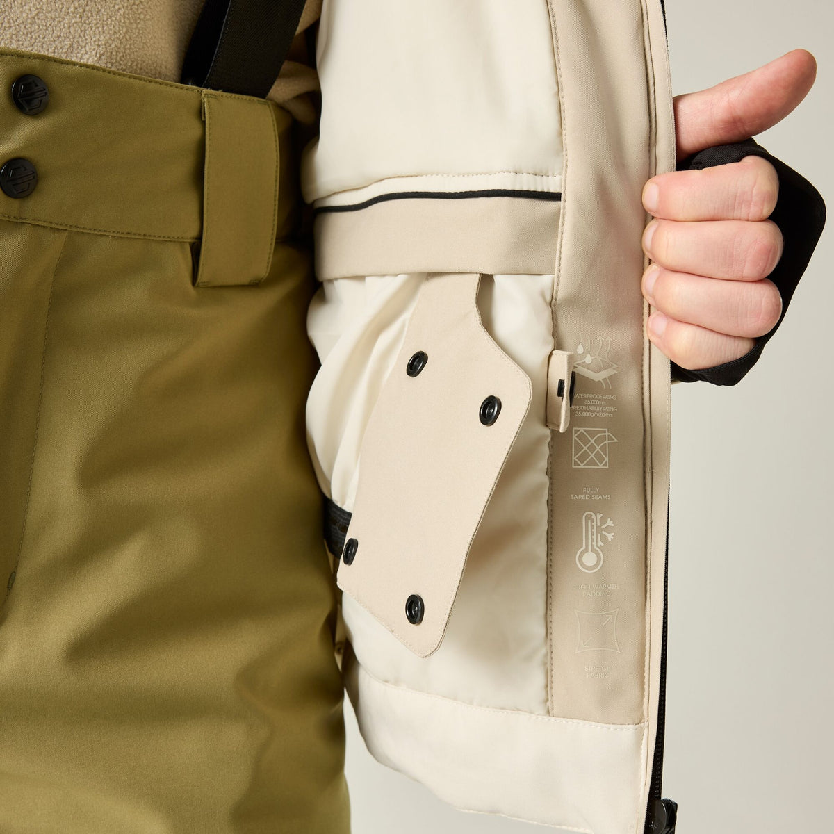 White Pepper - Close up - Dare 2B Mens Assimilate II Ski Jacket