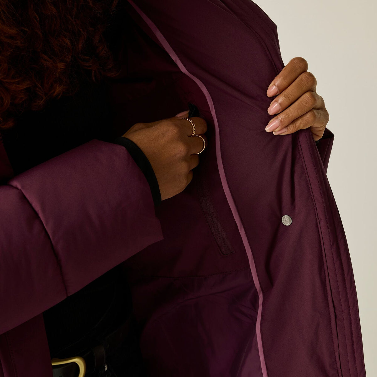 Fig - Close up - Regatta Womens-Ladies Eloria Long Length Padded Jacket