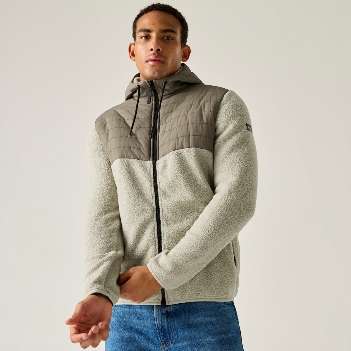 Abbeystone-Smokey Olive - Close up - Regatta Mens Frankie Two Tone Borg Fleece Hybrid Jacket