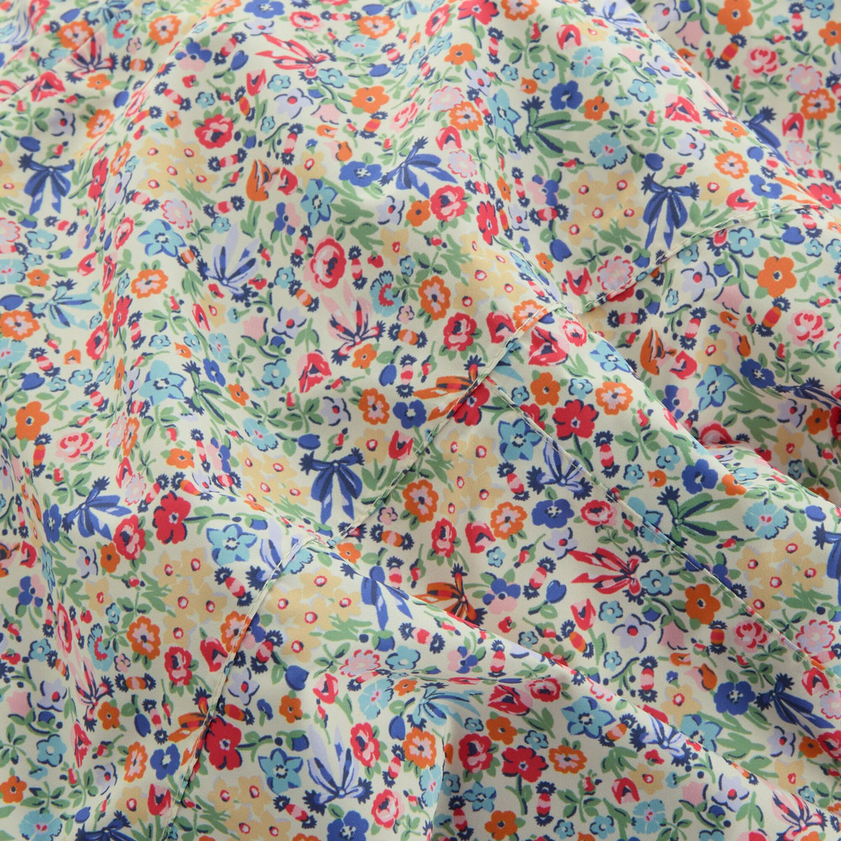 Cream Harmony - Lifestyle - Regatta Womens-Ladies Cath Kidston Ditsy Floral Long Length Waterproof Jacket