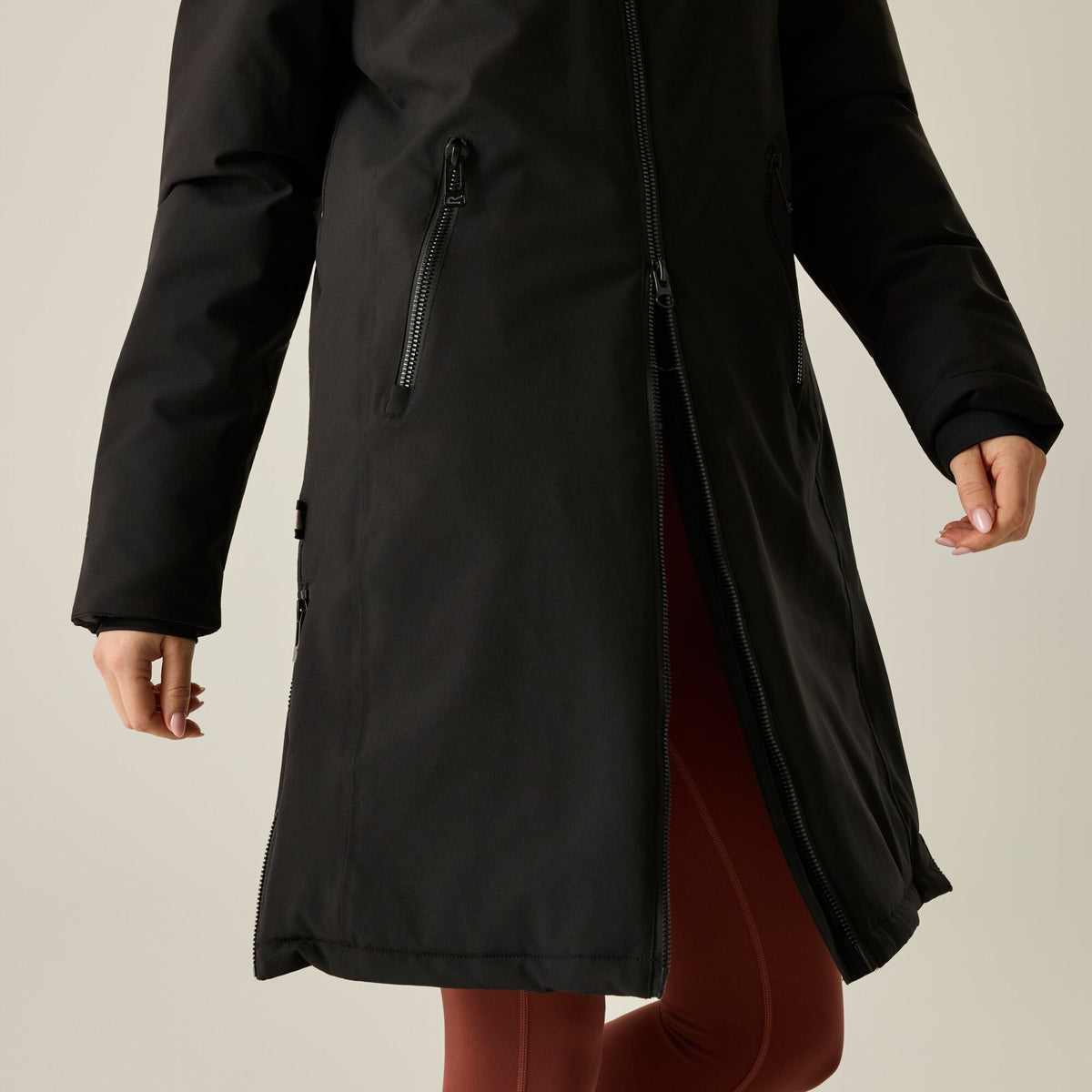 Black - Close up - Regatta Womens-Ladies Waterproof Insulated Jacket