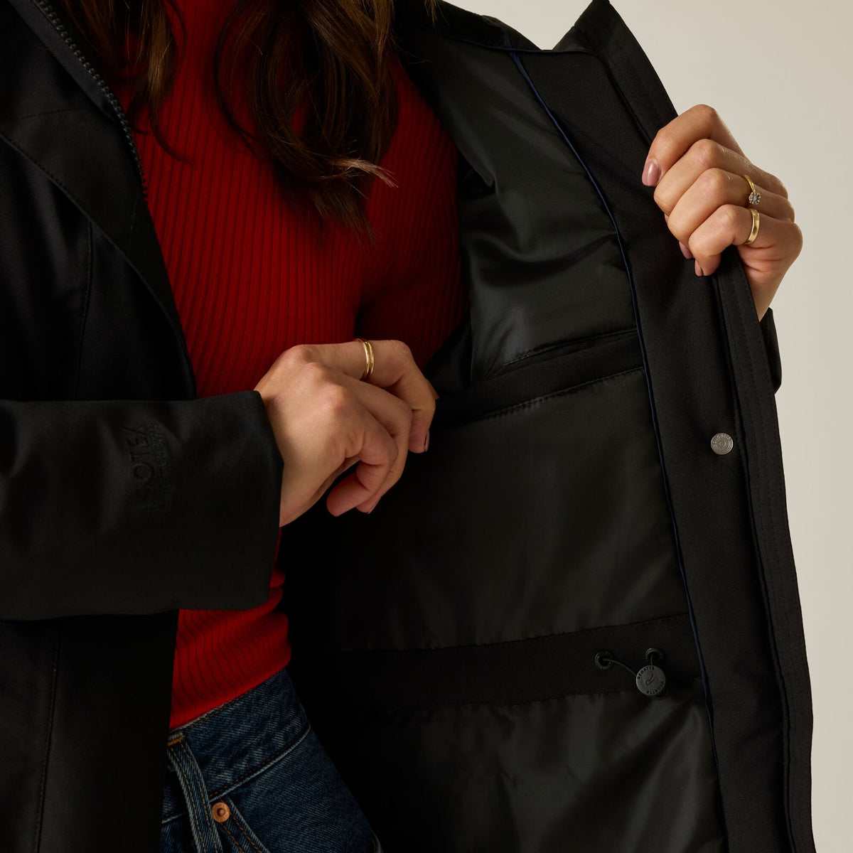 Black - Close up - Regatta Womens-Ladies Waterproof Insulated Jacket