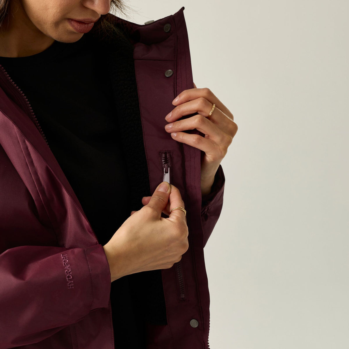 Fig-Black - Close up - Regatta Womens-Ladies Brielly Waterproof Jacket